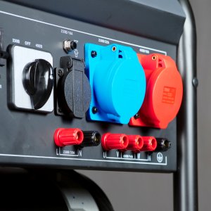 Бензиновый генератор FUBAG BS 7500 XD ES DUPLEX в Тюмени фото